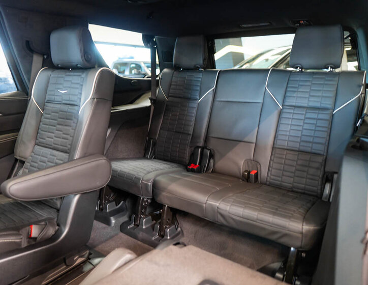 Cadillac Escalade SUV 6,2 l 313 kw