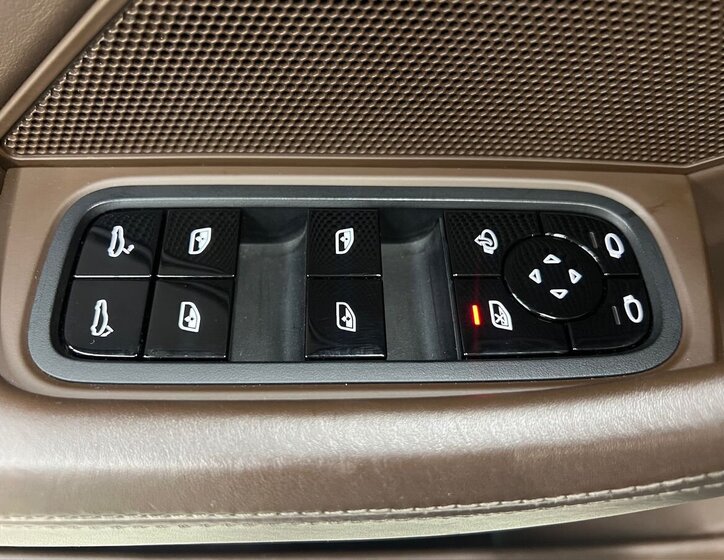 Porsche Panamera Kombi 4,0 l 338 kw