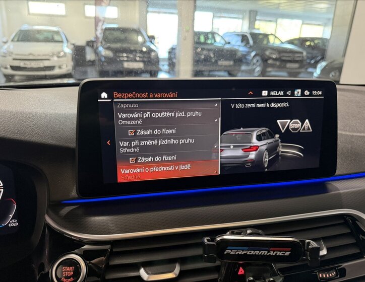 BMW Řada 5 Kombi 3,0 l 210 kw