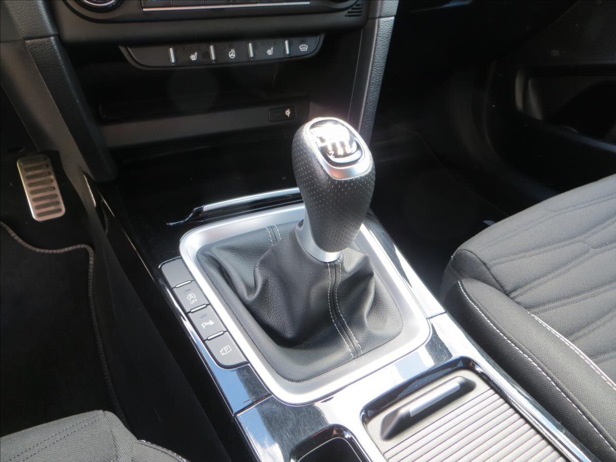 KIA ProCeed Kombi 1,5 l 117 kw