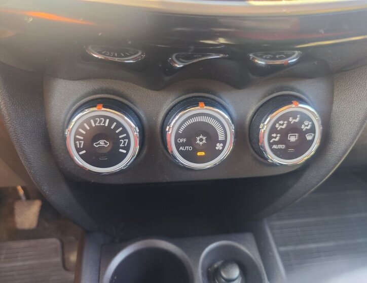 Mitsubishi ASX SUV / Terénní 1,6 l 86 kw