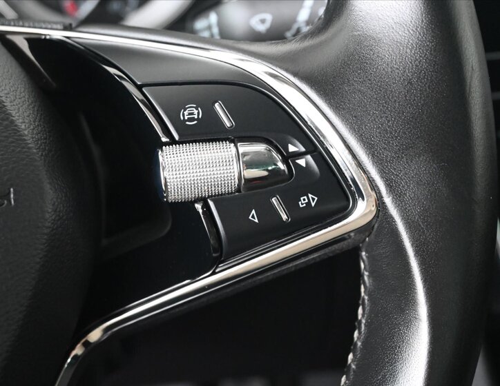 Škoda Superb Kombi 2,0 l 110 kw