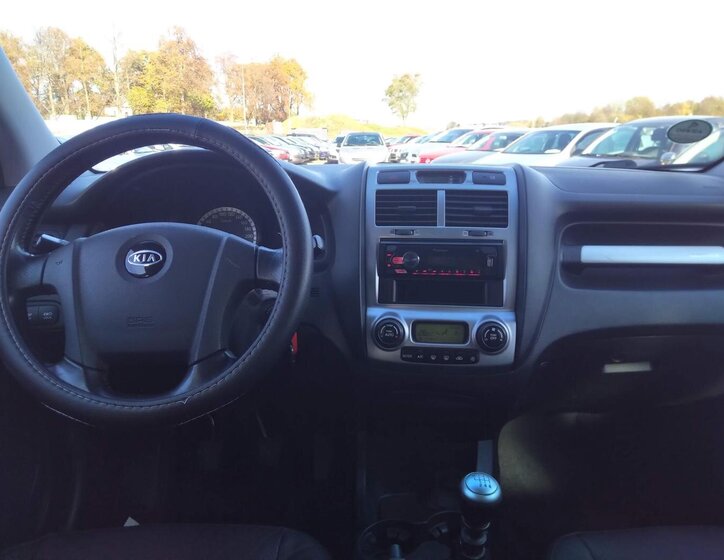 KIA Sportage SUV / Terénní 2,0 l 103 kw