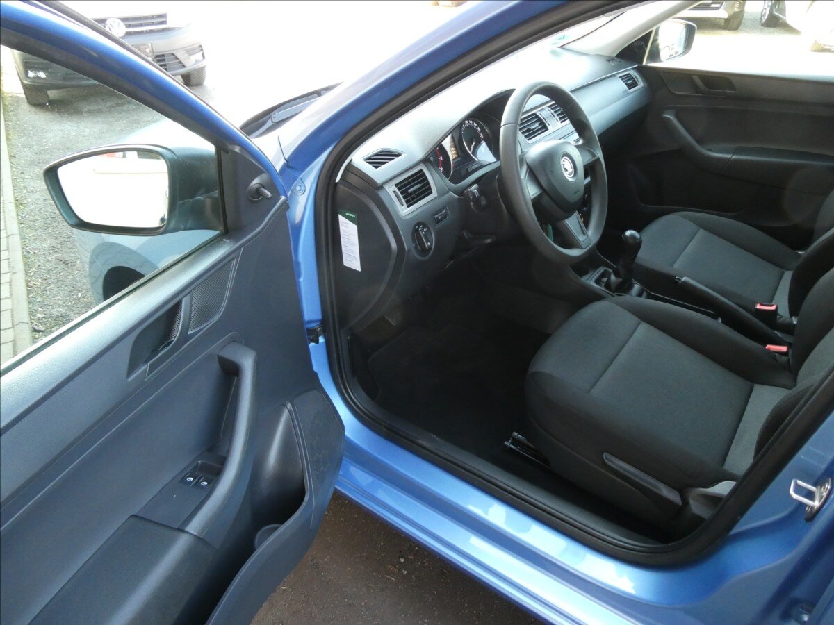 Škoda Rapid Sedan / Limuzína 1,2 l 66 kw