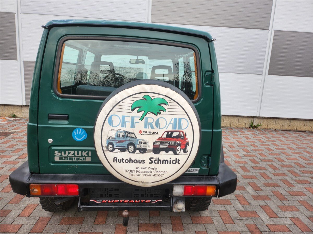Suzuki Samurai