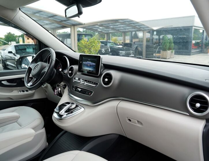 Mercedes-Benz Třídy V 23