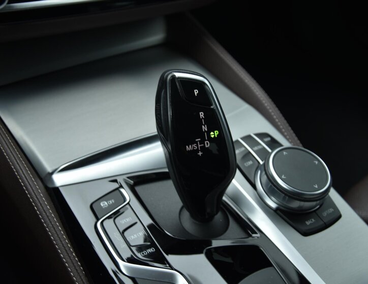 BMW Řada 5 Sedan / Limuzína 3,0 l 250 kw