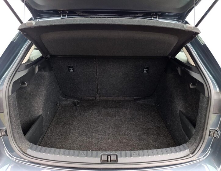 Škoda Scala Hatchback 1,6 l 85 kw