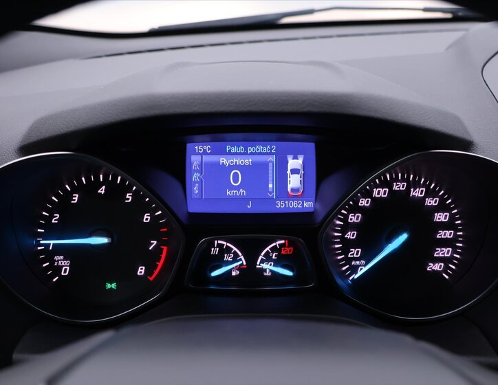 Ford Kuga SUV / Terénní 1,5 l 110 kw