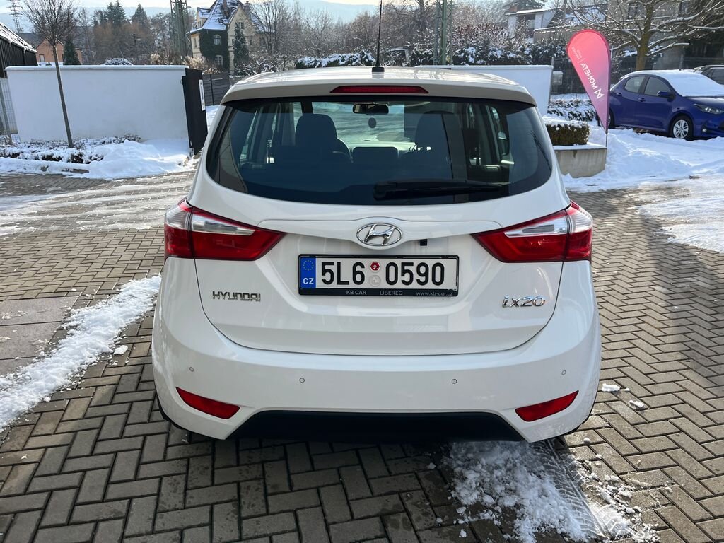 Hyundai ix20 MPV 1,6 l 92 kw