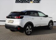 Peugeot 3008 SUV 1,5 l 96 kw