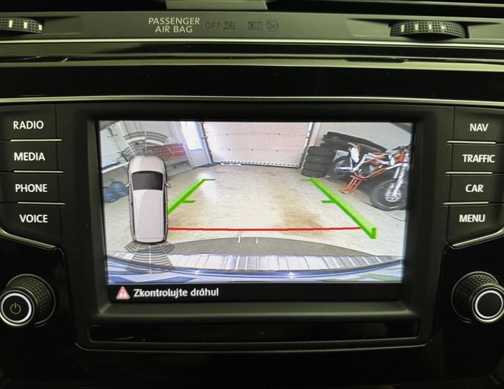 Volkswagen Touran 24