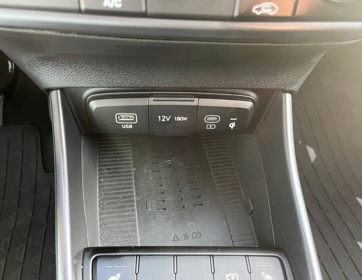 Hyundai i20 Hatchback 1,2 l 57 kw