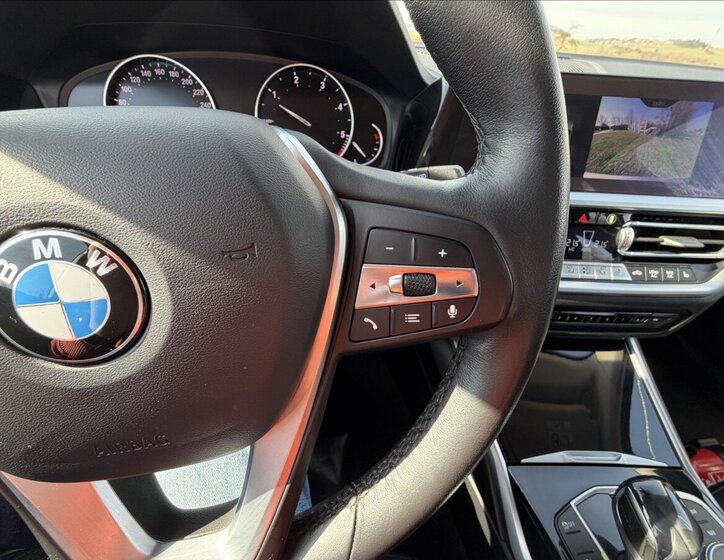 BMW Řada 3 Kombi 2,0 l 120 kw