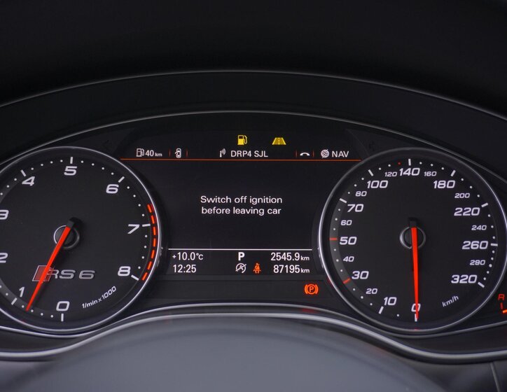 Audi RS 6 Hatchback 4,0 l 412 kw