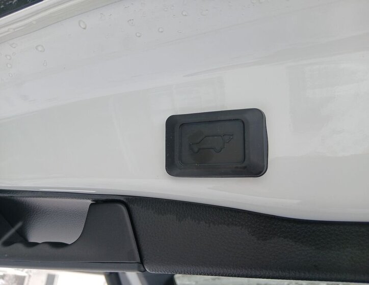 Toyota RAV4 SUV 2,5 l 131 kw