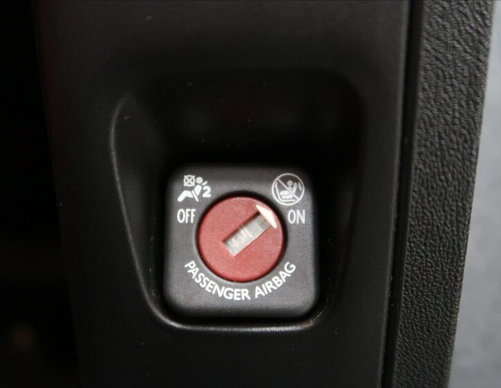 Peugeot 2008 SUV / Terénní 1,2 l 81 kw