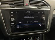 Volkswagen Tiguan 8