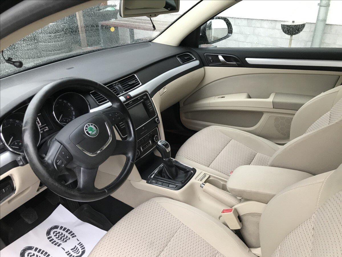 Škoda Superb Kombi 2,0 l 125 kw