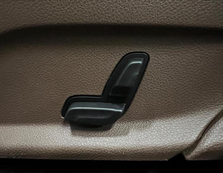 Mercedes-Benz Třídy E 24