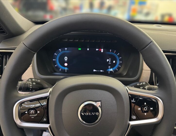 Volvo XC90 SUV 2,0 l 184 kw