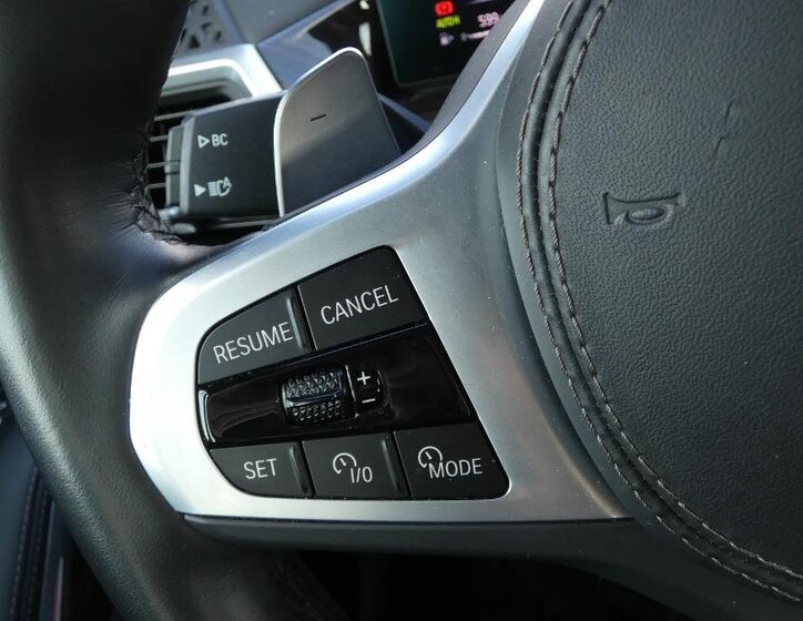 BMW X5 SUV / Terénní 3,0 l 210 kw