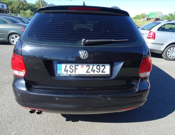 Volkswagen Golf Kombi 2,0 l 103 kw