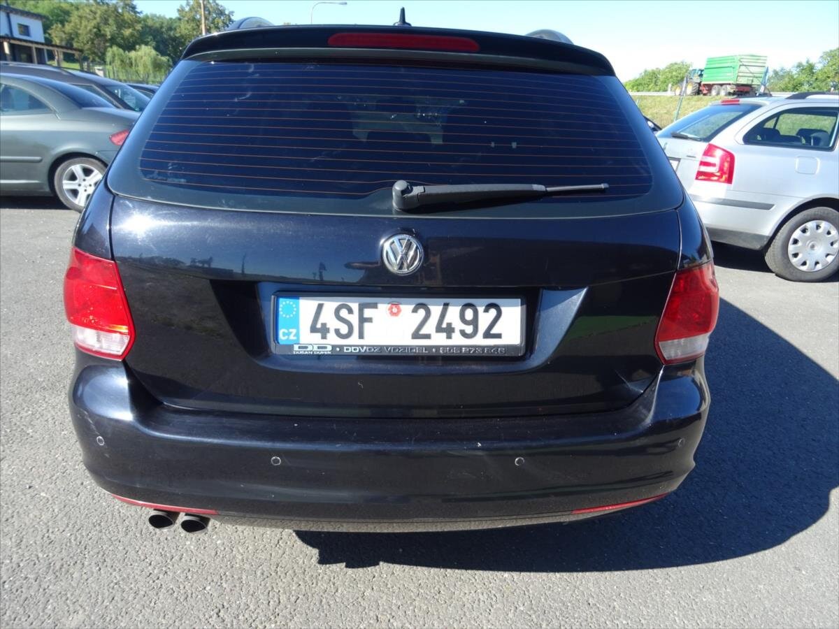 Volkswagen Golf Kombi 2,0 l 103 kw