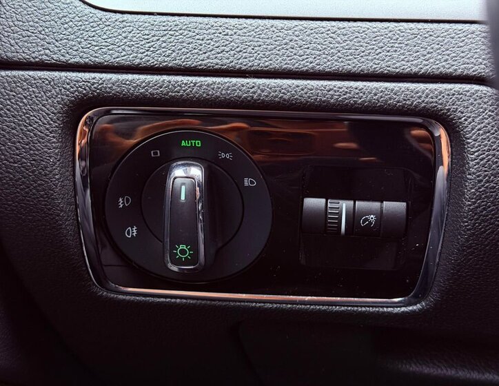 Škoda Superb Sedan 2,0 l 103 kw