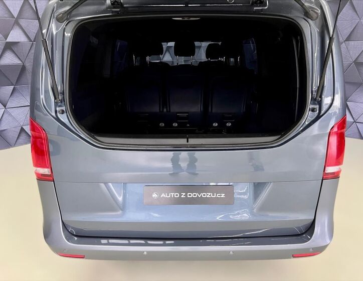 Mercedes-Benz Třídy V 23