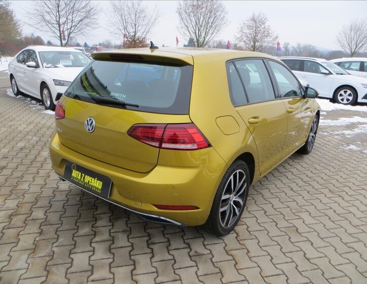 Volkswagen Golf Hatchback 999,0 85 kw