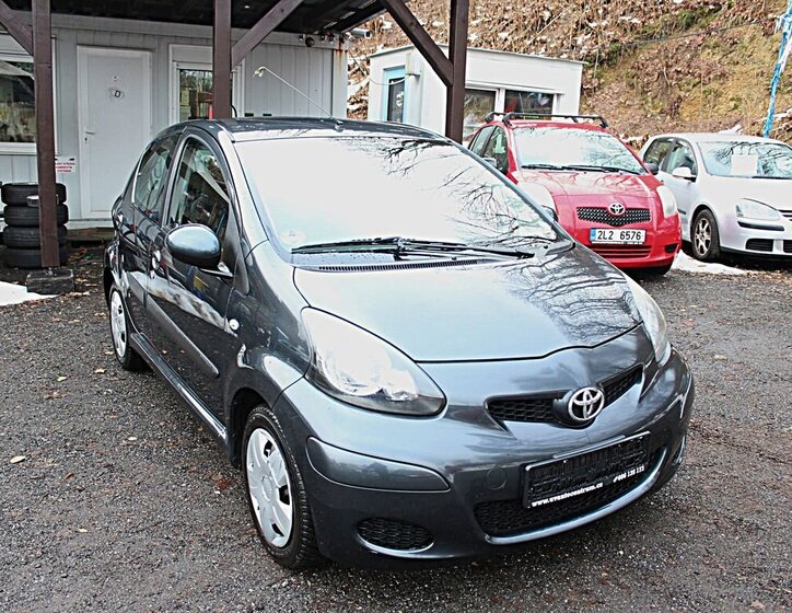 Toyota Aygo Hatchback 998,0 50 kw