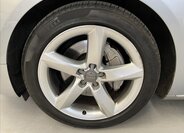 Audi A8 Sedan 3,0 l 190 kw