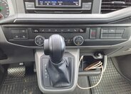 Volkswagen Caravelle 17