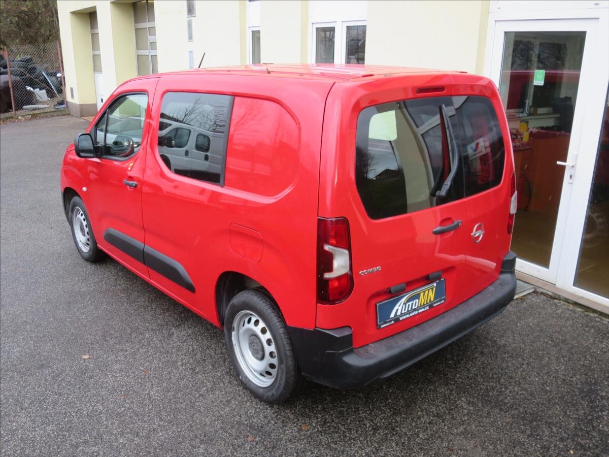 Opel Combo Ostatní 1,2 l 81 kw