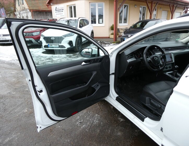 Volkswagen Passat Kombi 2,0 l 110 kw