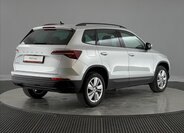 Škoda Karoq SUV / Terénní 1,5 l 110 kw
