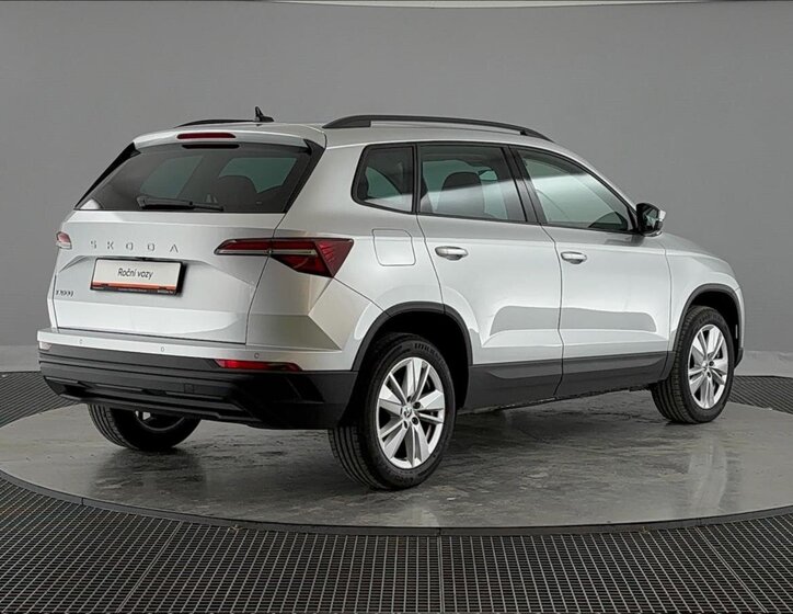 Škoda Karoq SUV / Terénní 1,5 l 110 kw