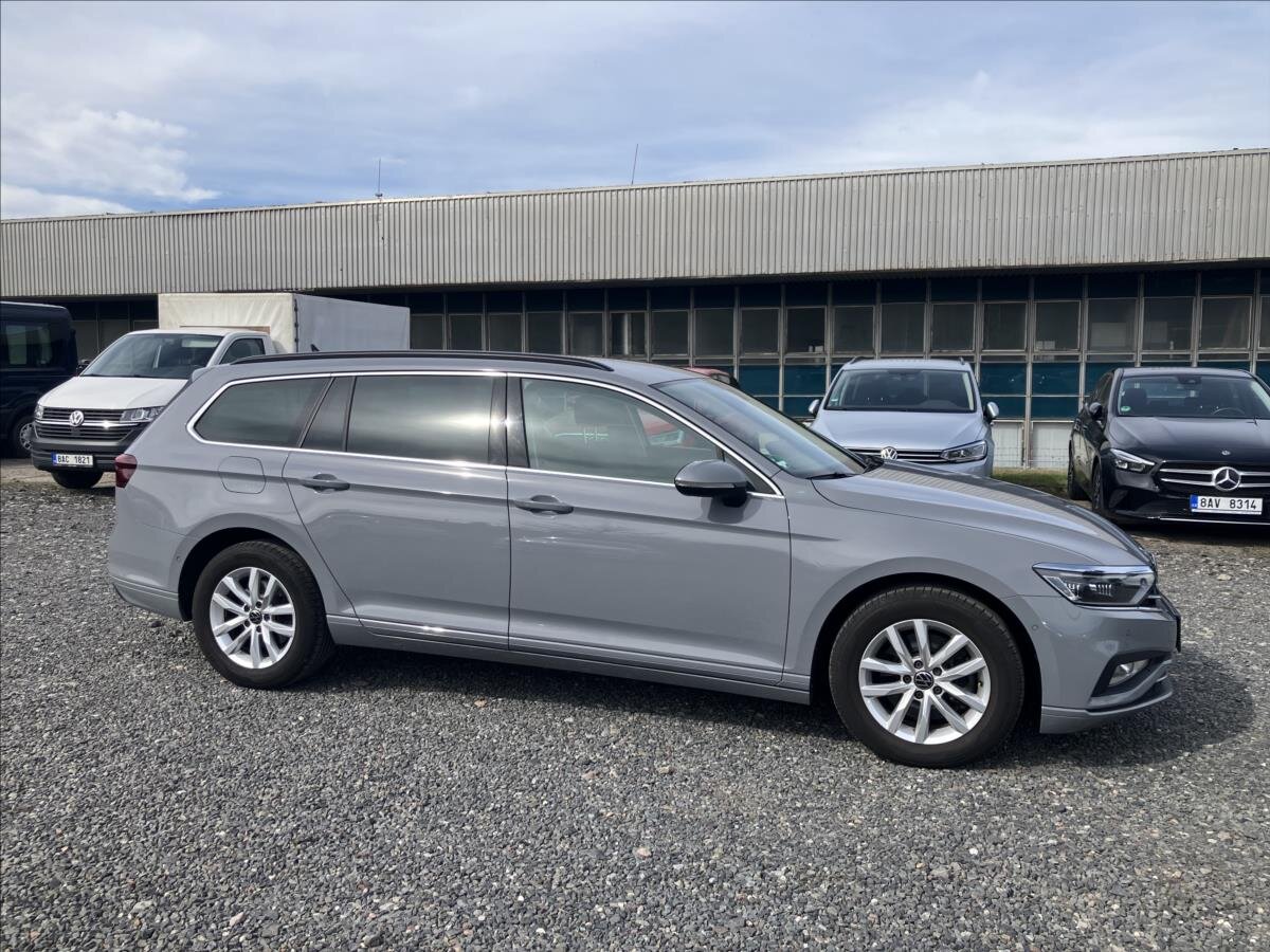 Volkswagen Passat Kombi 2,0 l 110 kw