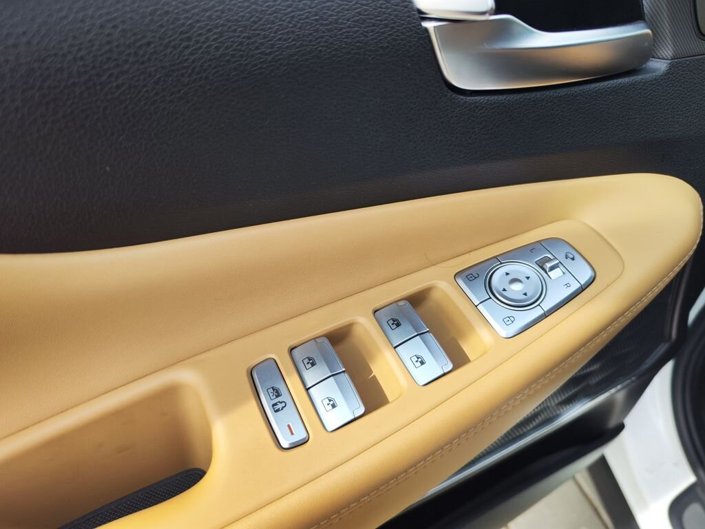 Hyundai Santa Fe SUV / Terénní 2,2 l 142 kw