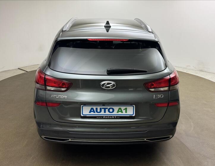 Hyundai i30 5