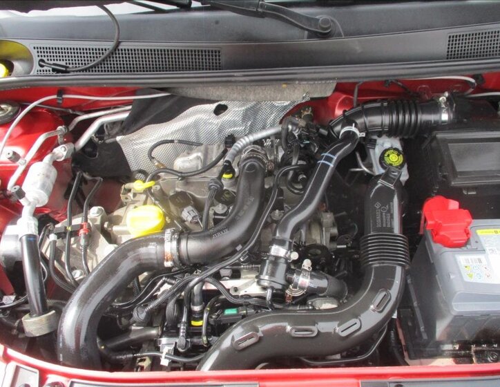 Dacia Sandero Hatchback 898,0 66 kw