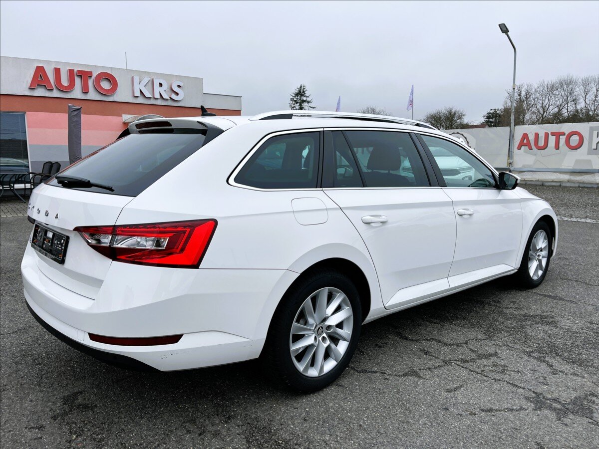 Škoda Superb Kombi 2,0 l 110 kw