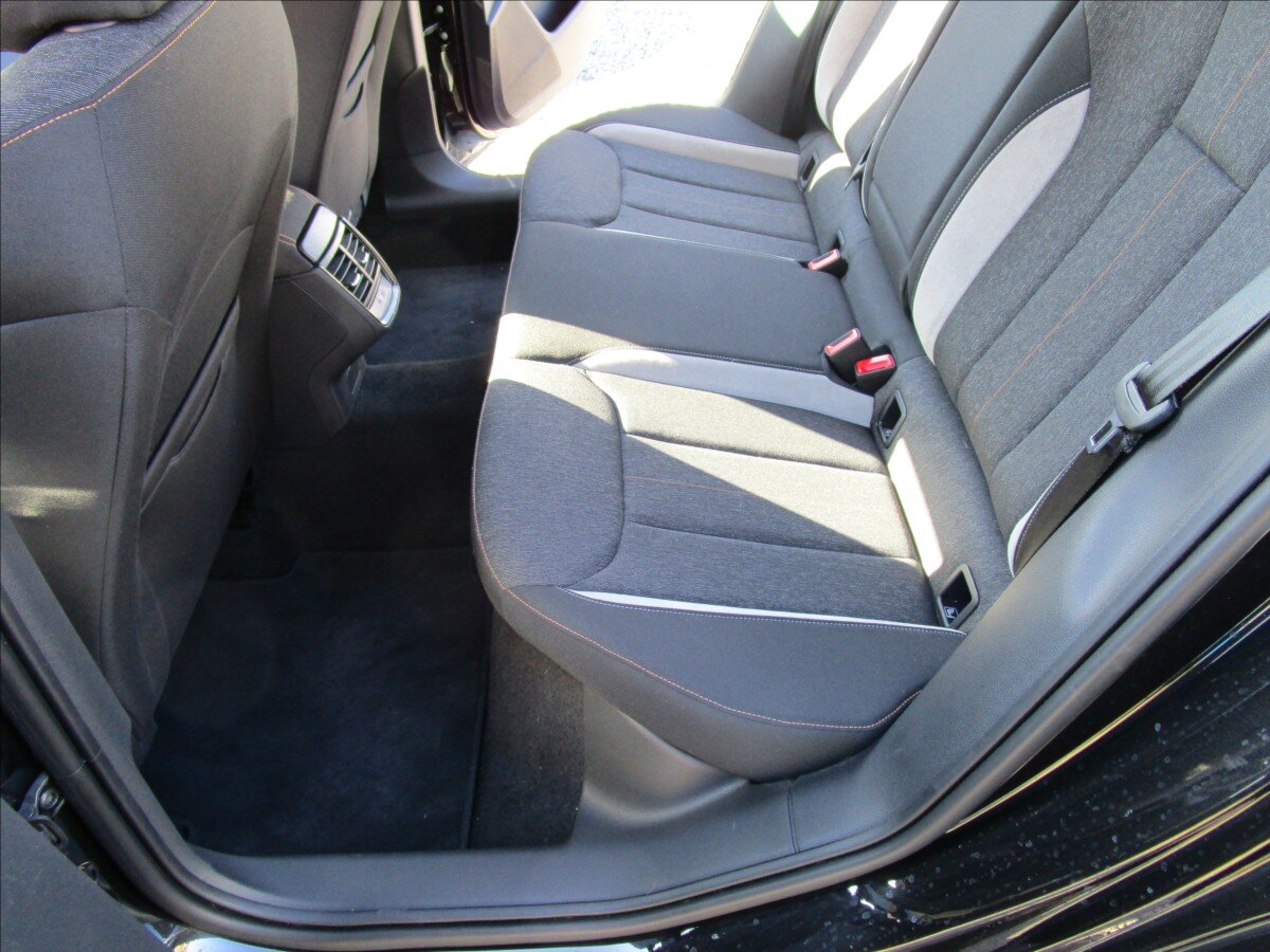 Škoda Scala Hatchback 999,0 85 kw