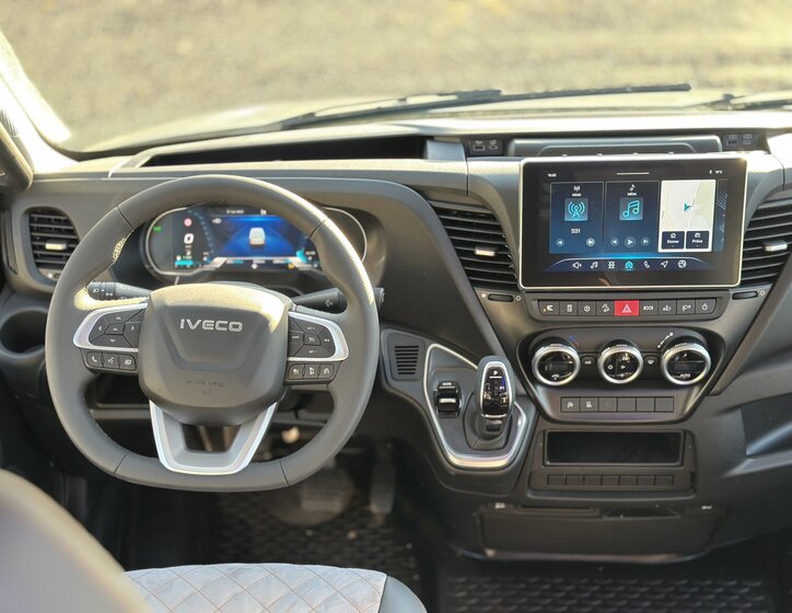 Iveco Daily VAN / Minibus 3,0 l 156 kw