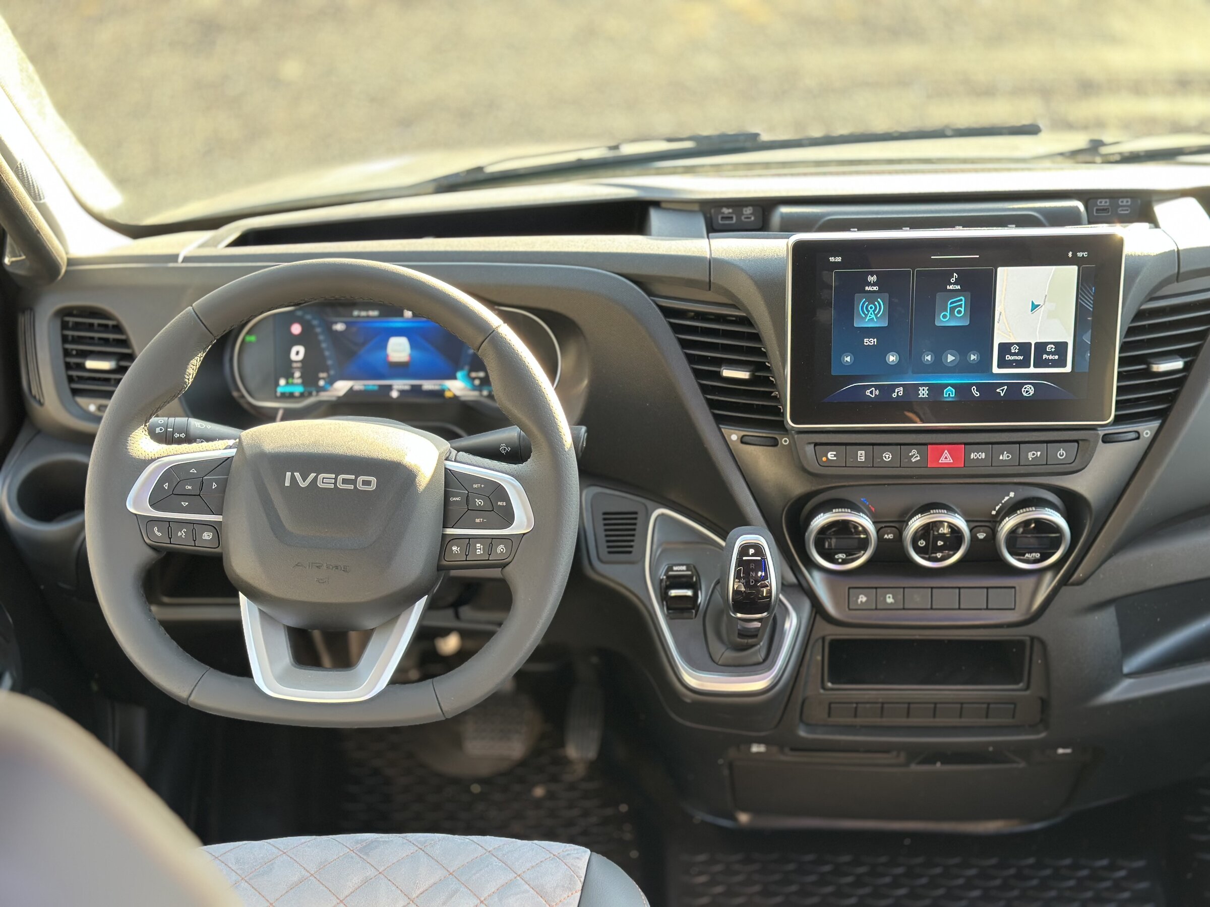 Iveco Daily VAN / Minibus 3,0 l 156 kw