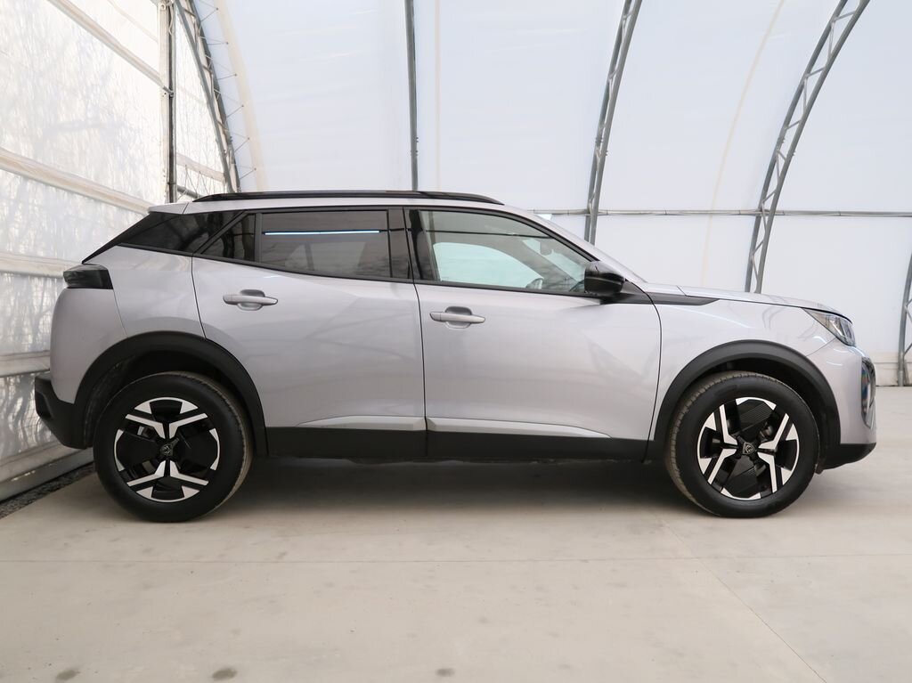 Peugeot 2008 SUV / Terénní 1,2 l 74 kw