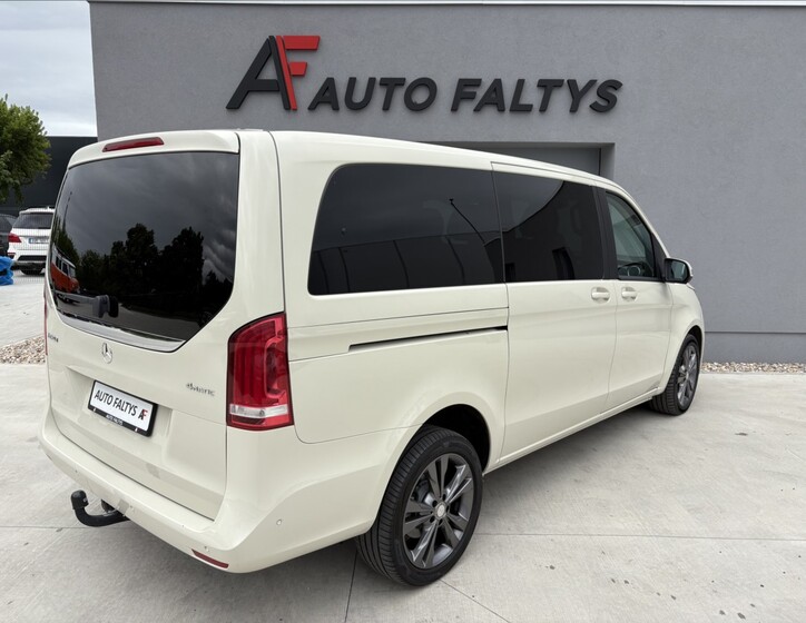 Mercedes-Benz Třídy V 7