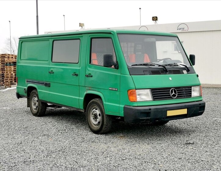 Mercedes-Benz Ostatní Skříň 2,4 l 55 kw