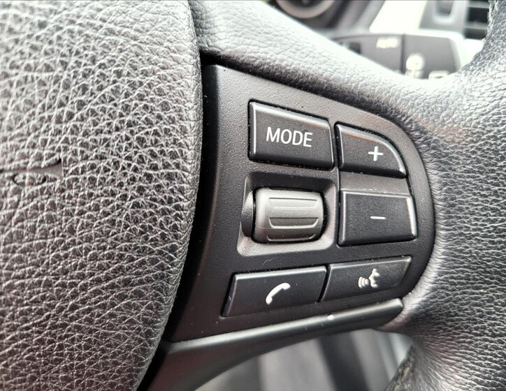 BMW Řada 3 Kombi 2,0 l 100 kw